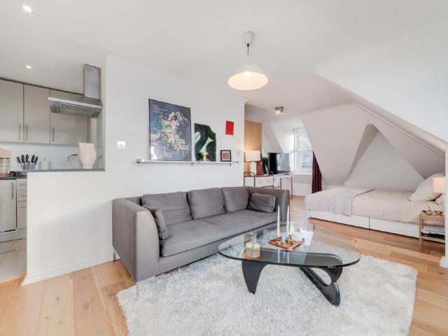 Apartment for rent in Cat Hill, Isle Of Man