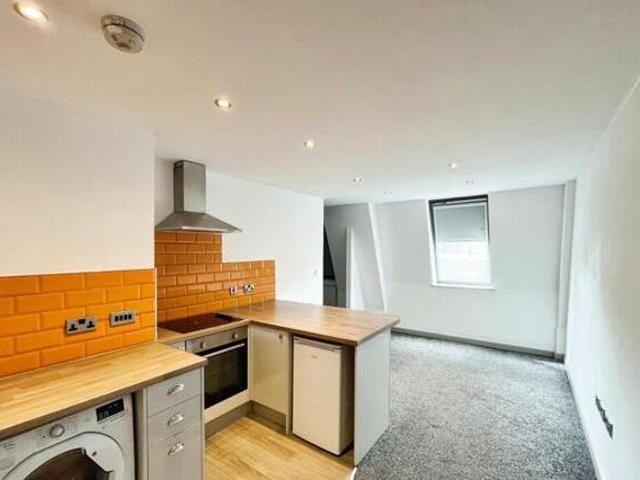 House for rent in Woolshops, Halifax
