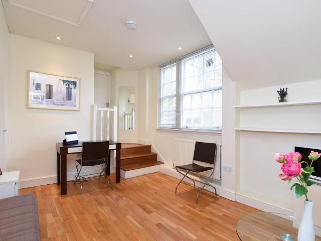 Flat for rent in St John's Wood
