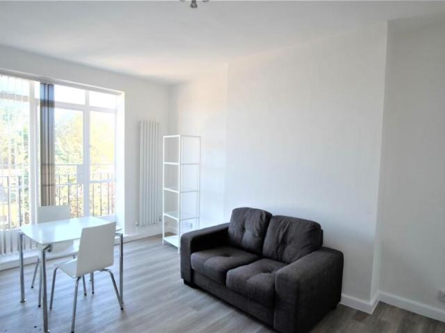 Apartment for rent in Ashill, St John's Wood