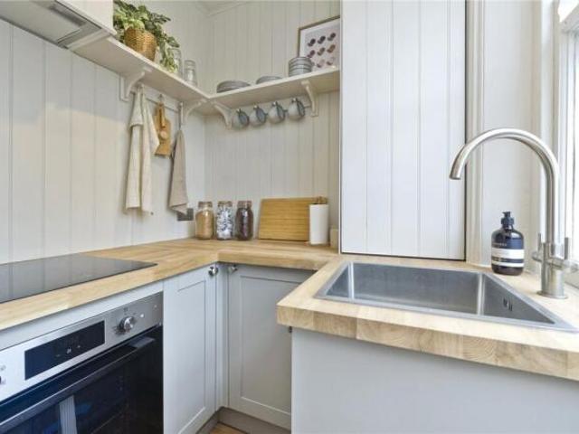 Apartment for rent in Cat Hill