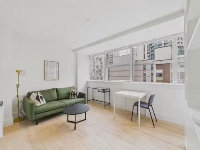 Apartment for rent in Brentford End, Greater London