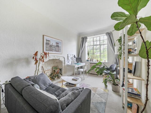 Apartment for rent in St John's Wood