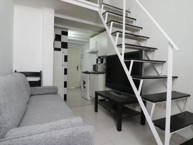 Estudio en alquiler en Salamanca, Madrid