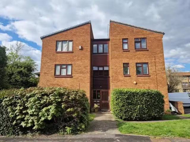 Apartment for rent in Rednal, West Midlands