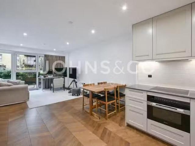 Apartment for rent in Kingston Upon Thames, Isle Of Man