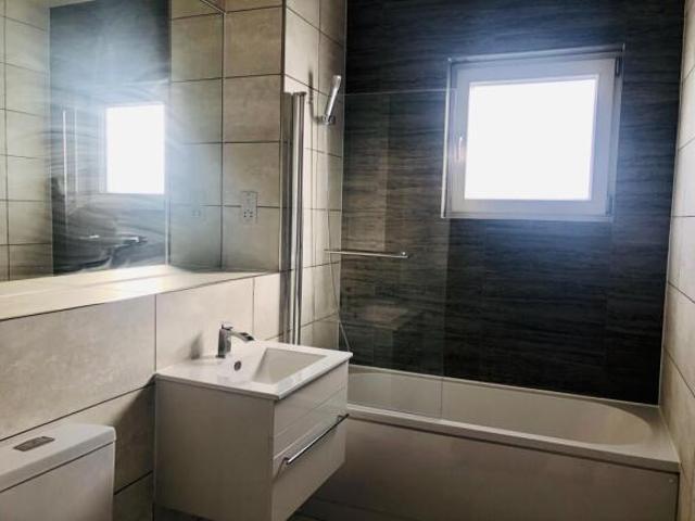 Apartment for rent in Budlake, Devon
