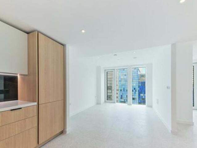 House for rent in Lyons, Greater London