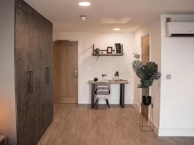 Apartment for rent in Paley Street