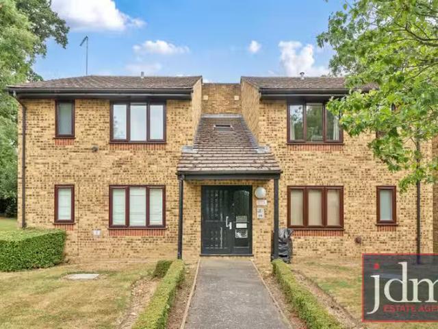 Apartment for rent in Crofton, Greater London