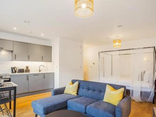 House for sale in Feckenham, City Of Bristol