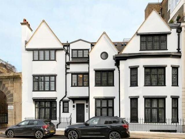 House for sale in Lyons, Greater London