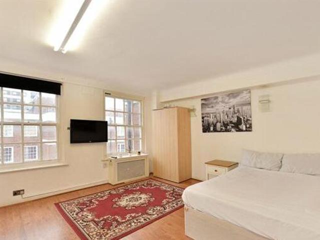 House for sale in City of London, Greater London