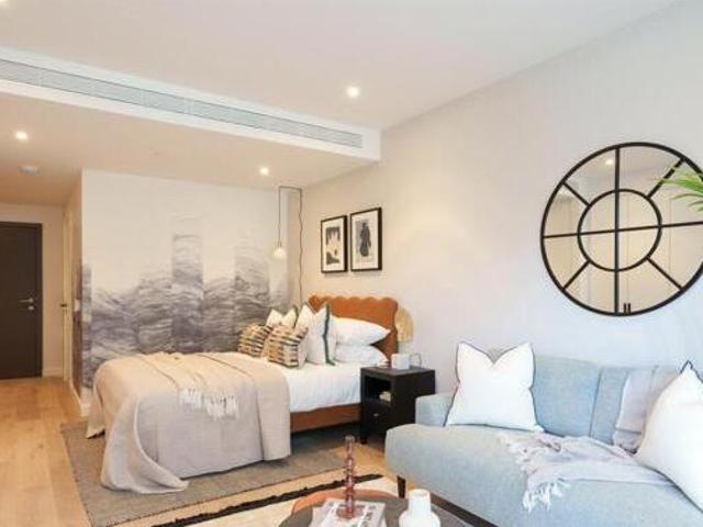 House for sale in City of London, Greater London