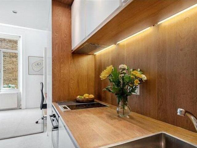 House for sale in City of London, Greater London
