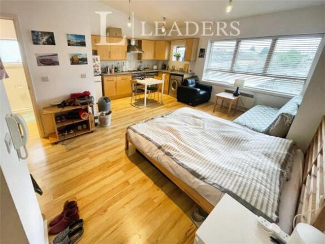 Apartment for sale in Arbury, Cambridgeshire