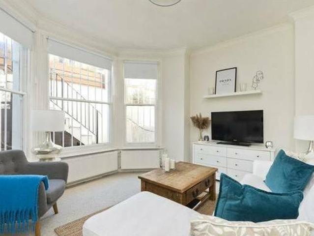 House for rent in Lyons, Greater London