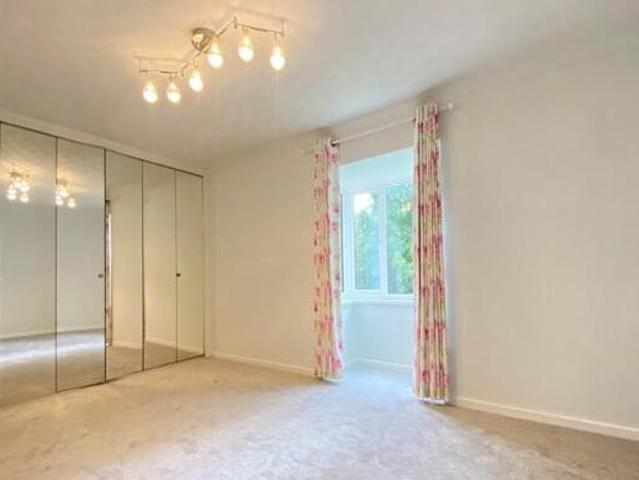 House for sale in Uxbridge, Greater London