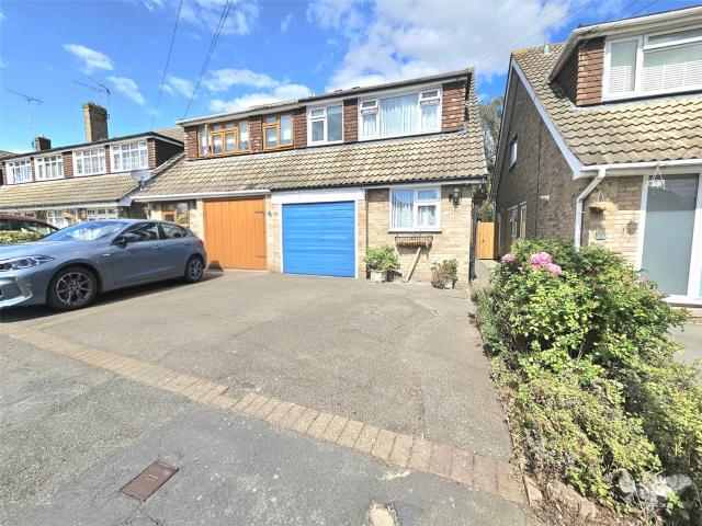 Studio for rent in Hornchurch, Greater London