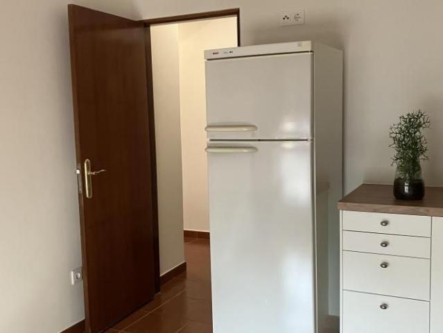 Estúdio alugar em Caranguejais, Almada