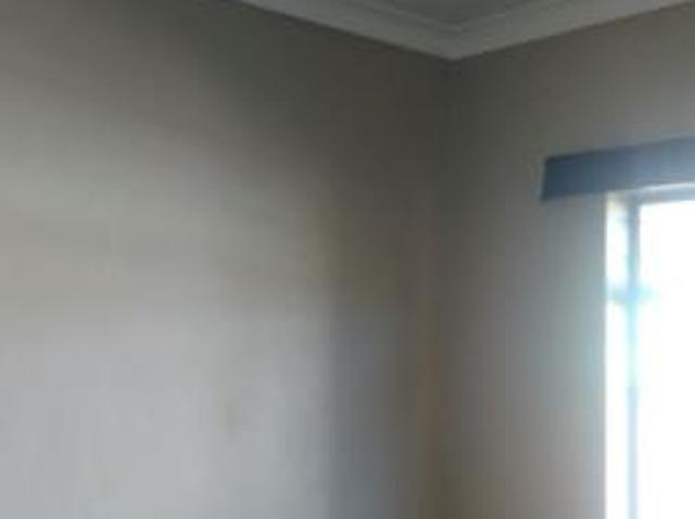Flat for rent in Vosloorus, Gauteng
