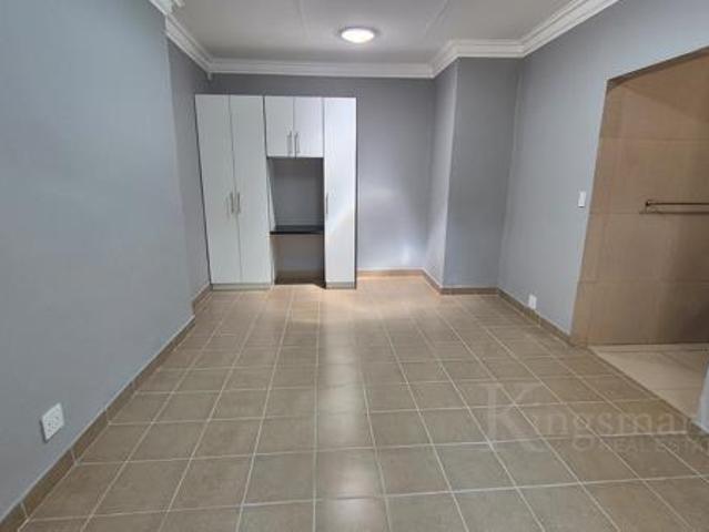 Apartment for rent in Waterkloof, Gauteng