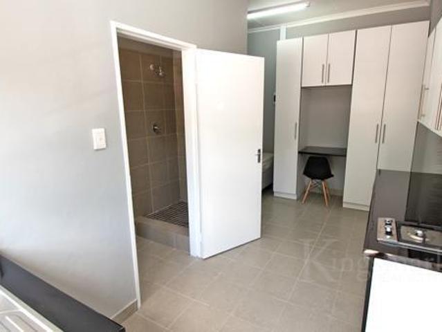 Apartment for rent in Waterkloof, Gauteng