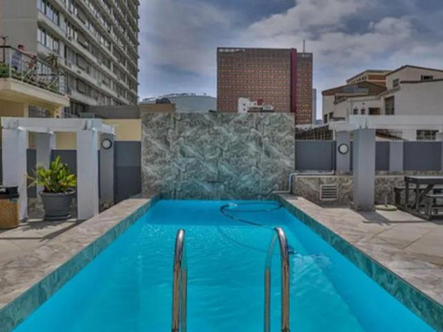 Apartment for rent in Foreshore, Cape Town