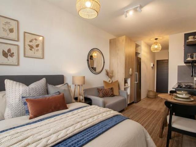 Apartment for rent in Constantia Kloof, Roodepoort