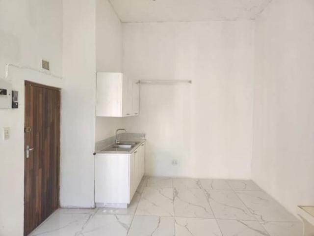 Apartment for rent in Seaview, Kwazulu-natal