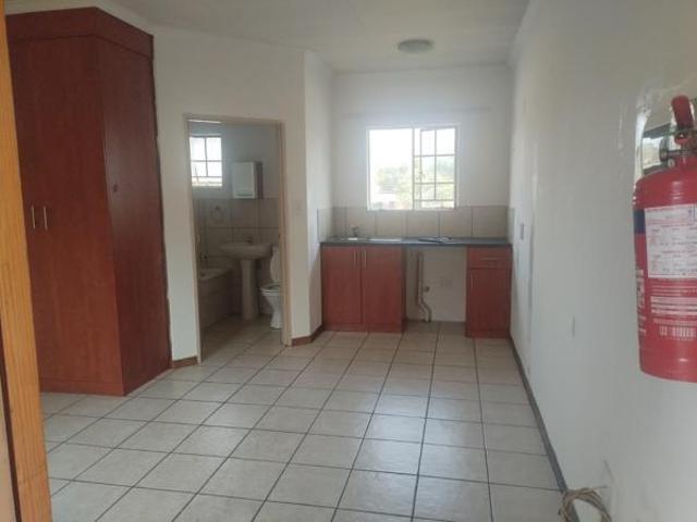 Apartment for rent in Waterkloof, Gauteng