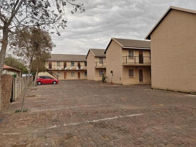 Apartment for rent in Waterkloof, Gauteng