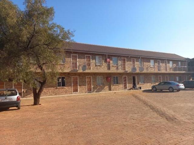 Apartment for rent in Waterkloof, Gauteng