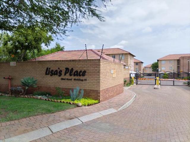 Apartment for rent in Waterkloof, Gauteng