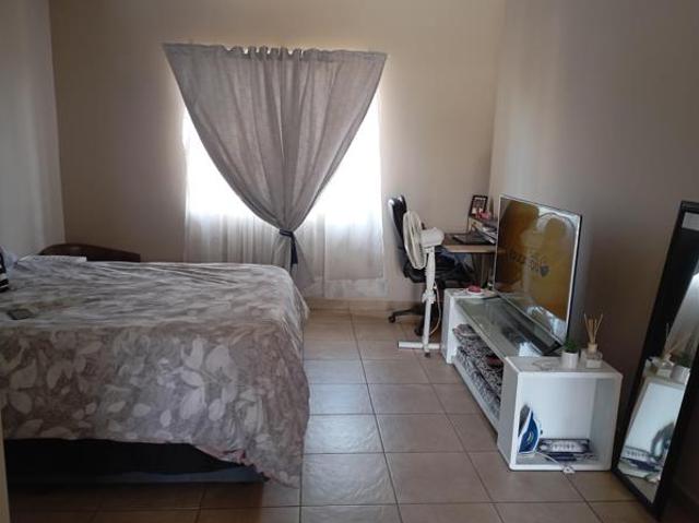 Property for rent in Waterkloof, Gauteng