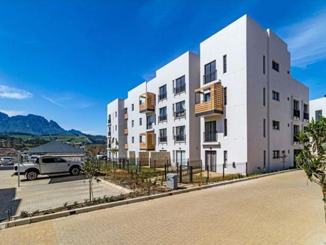 Apartment for rent in Cloetesville, Stellenbosch Local Municipality