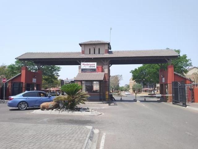 Apartment for rent in Waterkloof, Gauteng