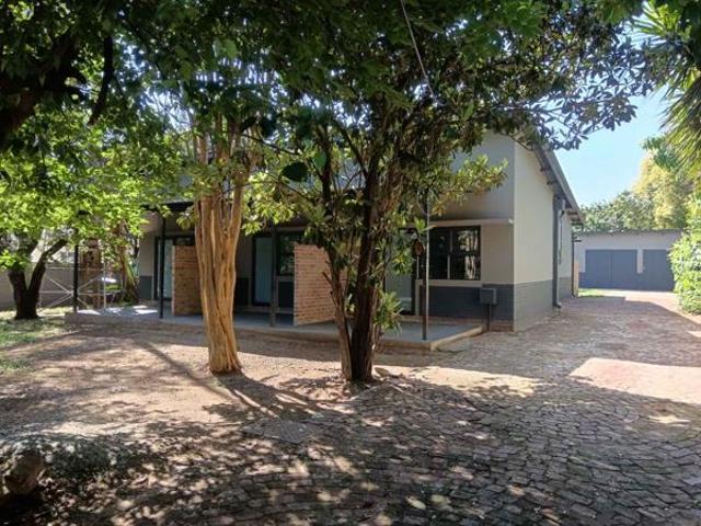 Property for rent in Waterkloof, Gauteng