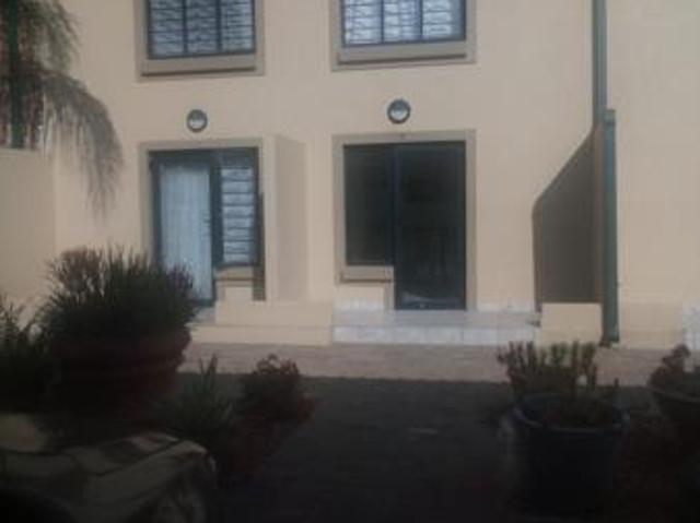 Apartment for rent in Waterkloof, Gauteng