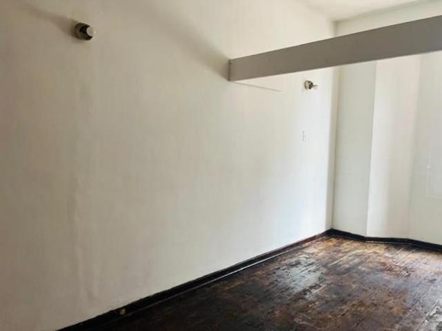 Apartment for rent in Seaview, Kwazulu-natal