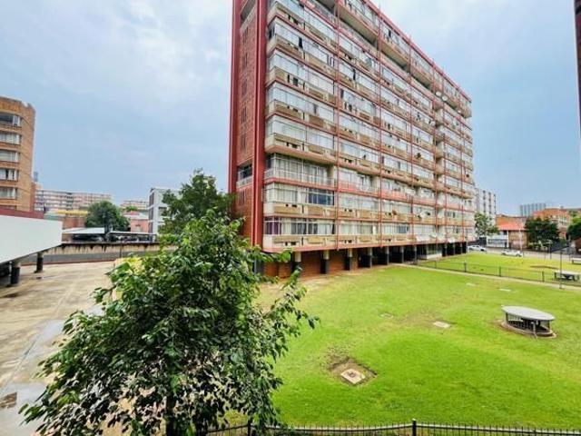 Apartment for rent in Waterkloof, Gauteng