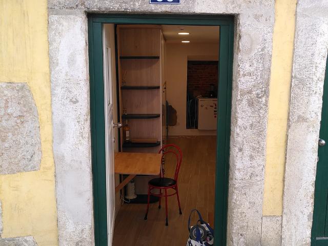 Estúdio alugar em Santa Maria Maior, Lisboa