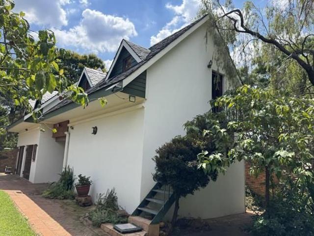 Apartment for rent in Waterkloof, Gauteng