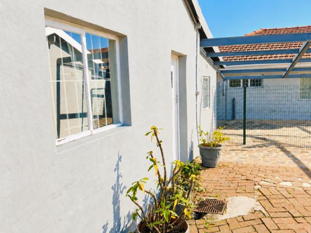 Property for rent in Seaview, Kwazulu-natal