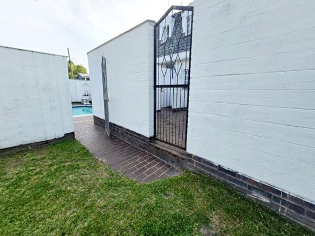 Property for rent in Seaview, Kwazulu-natal