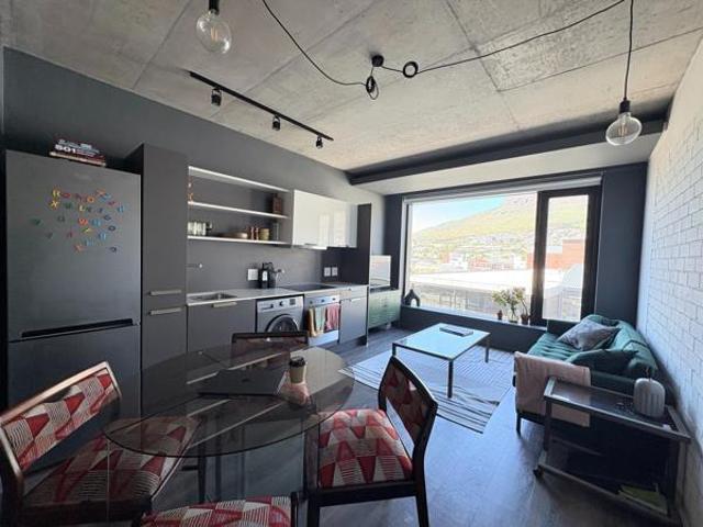 Apartment for rent in Woodstock, Cape Town