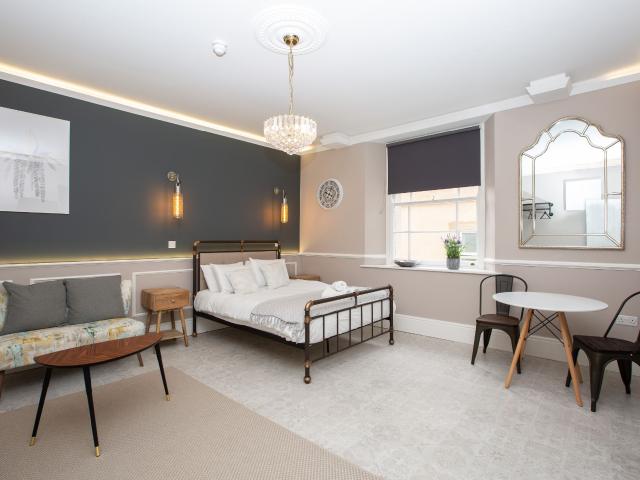 Studio for rent in Clifton, Bristol