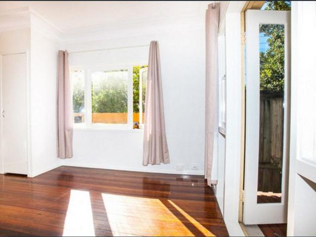 Room for rent in Hill End, Greater Brisbane