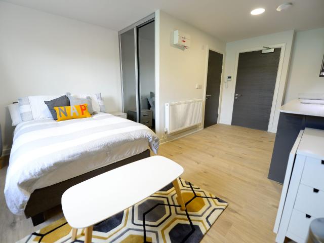 Studio for rent in City Centre, Isle Of Man