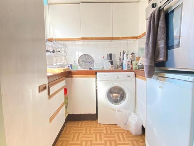 Studio for rent in Red Hill, Surrey